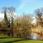 Beautiful Quiet In The Center Of *