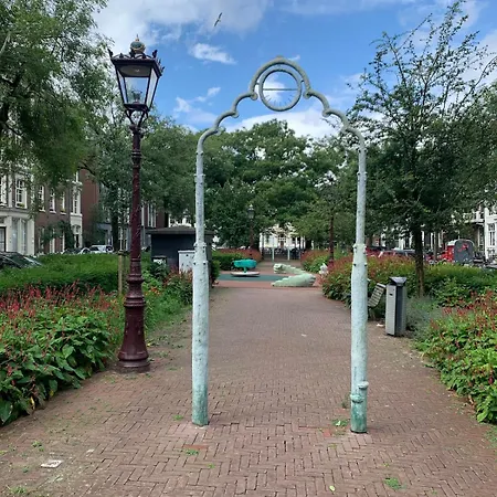 Beautiful Quiet In The Center Of * Amsterdam