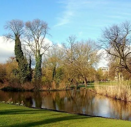 Beautiful Quiet In The Center Of *